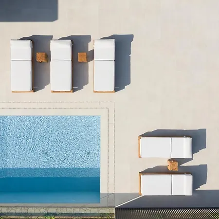 Athina Luxury Villa, With Pool & Walk To The Beach, By Thinkvilla La Canée