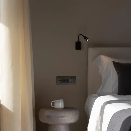 Villa Athina Luxury Villa, With Pool & Walk To The Beach, By Thinkvilla La Canée