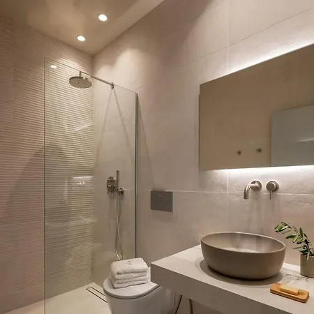 Athina Luxury Villa, With Pool & Walk To The Beach, By Thinkvilla Chania (Crete)